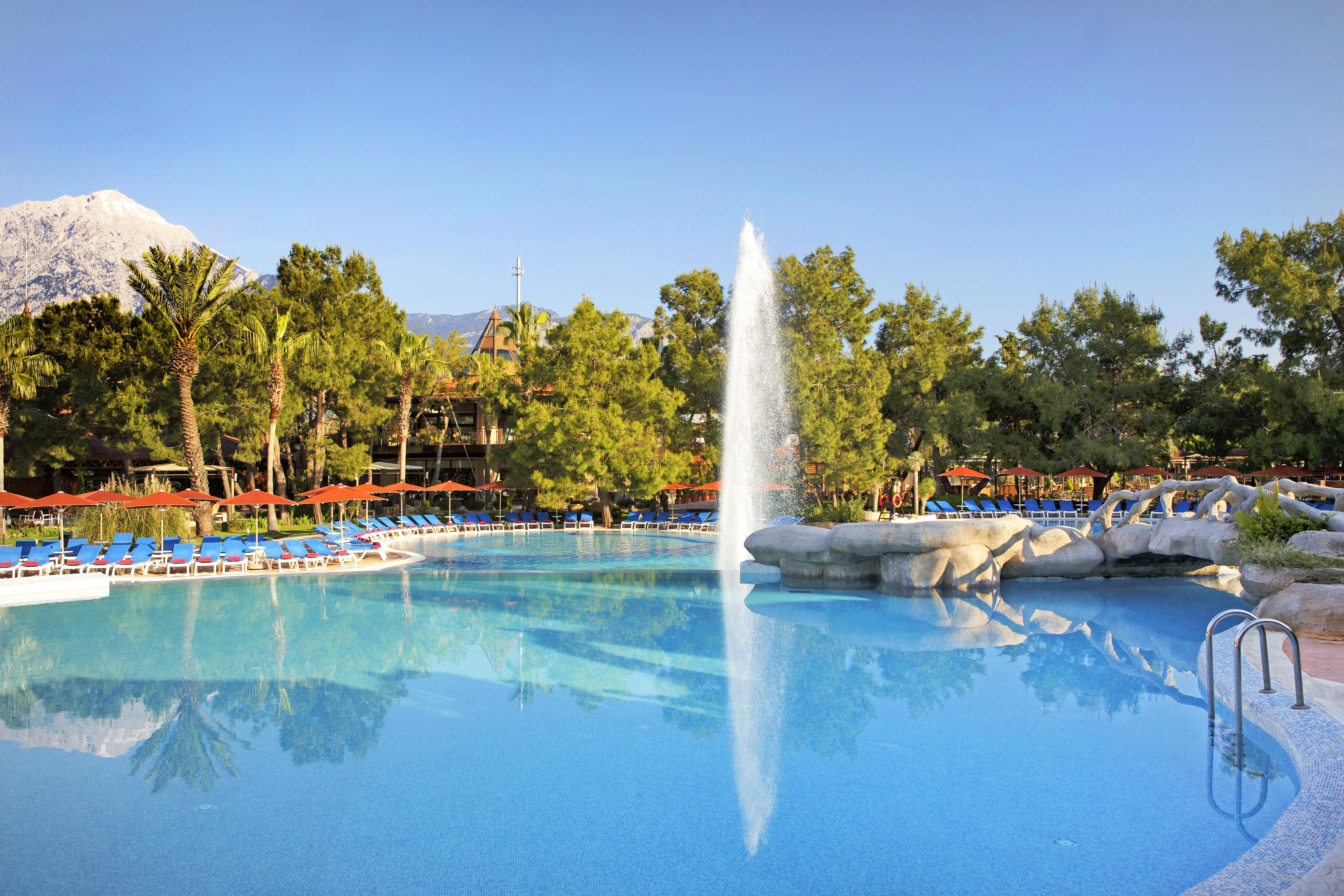 Marti Myra Hotell Tekirova Exteriör bild The swimming pool at the hotel