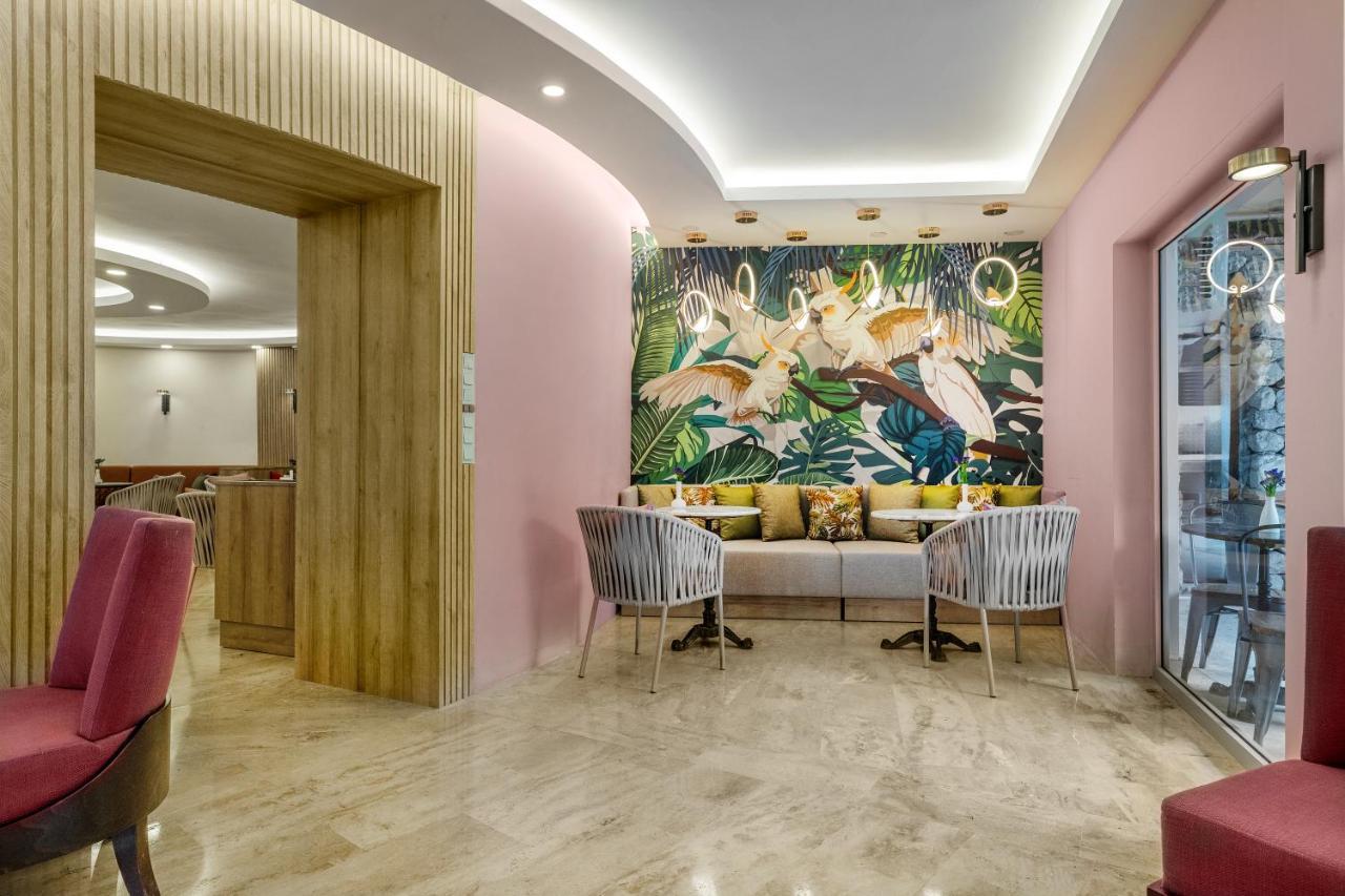 Marti Myra Hotell Tekirova Exteriör bild The lobby of the hotel